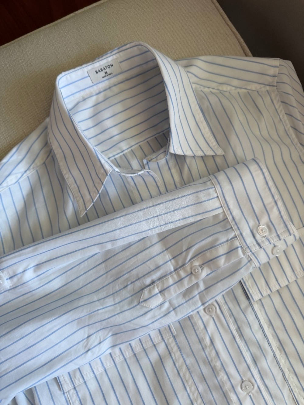 Aritzia Babaton Blue & White Striped Button-Up Shirt | XS | Poplin